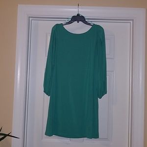 Green open sleeve dress